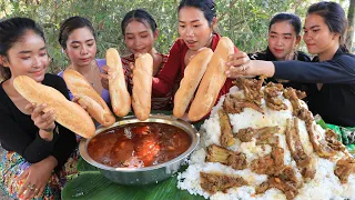 Wow amazing cooking curry pork ribs with bread recipe in my village