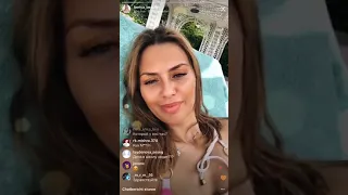 Виктория Боня загорает в бикини, прямой эфир Instagram 21 07 2018