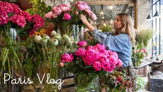 Paris life with flowers and coffee: shops that add colour to everyday life / Paprika chicken recipes