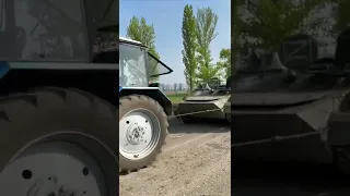 Trophy time: Ukrainian tractor dragging Russian MT-LB