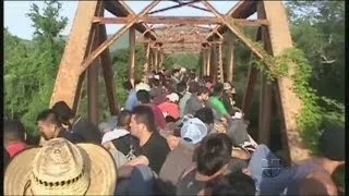 El tren de los inmigrantes "la Bestia" arrancó su travesía