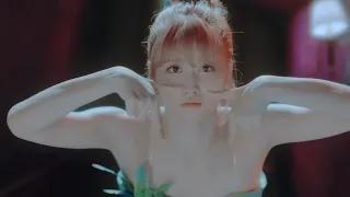 TWICE 'TT' but it's only MOMO