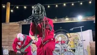 SLIPKNOT played intimate show with new masks and jumpsuits new drummer! video on line!