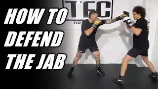 How To Defend The Jab While Retreating | How To Deal With An Aggressive Opponent