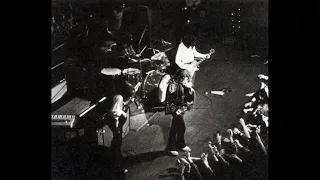 Led Zeppelin - Whole Lotta Love - Live in Belfast, UK (March 5th 1971) POWERFUL!!!