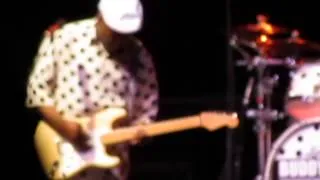 Buddy Guy does Jimi Hendrix