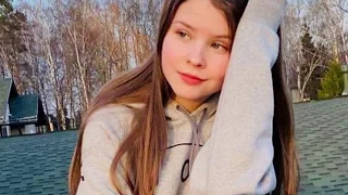 Снимки «фигуристой» дочки Олега Табакова вызвали взрыв восхищения