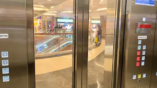 Cara Naik Lift / Elevator Tanpa Sentuh di Mall - Indonesia [4K]