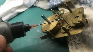 “how to” CLEAN and OIL a clock movement (antique wall, mantle￼ or grandfather)