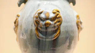 [Antique Appreciation]Jun Ware Porcelain Vase with Dragon-shaped Handles and Openwork Stand