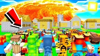 100 PLAYERS PROTECT THE VILLAGE FROM LAVA TSUNAMI!