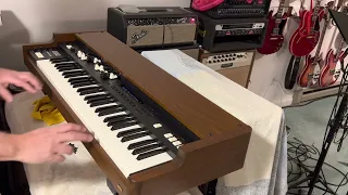 KORG C-3 Digital tone wheel organ demo.