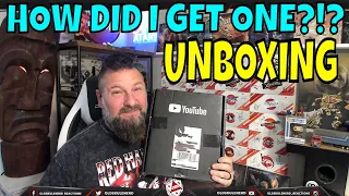 SILVER PLAY BUTTON - YouTube 100k Creator Award Unboxing OLDSKULENERD