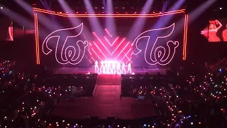 TWICE (트와이스) - Woohoo | TWICELIGHTS World Tour (Chicago) 190723 | FanCam