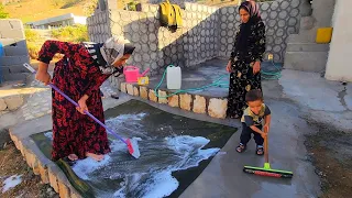 "Effective methods for washing blankets with the cooperation of Asghar's wife"
