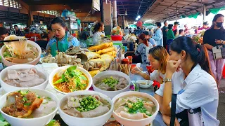 Best Noodles in Cambodia! Beef Noodle Soup, Rice Noodle, Fried Noodle, Spring Roll - Street Food