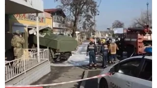 У Миколаєві сталася аварія з військовим бензовозом
