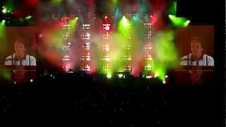 Live  and Let Die at Scottrade Center, St. Louis  11-11-12