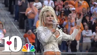 Dolly Parton sings "Rocky Top" with Vol fans at Neyland Stadium