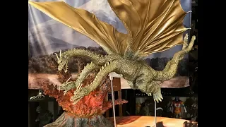 X-Plus King Ghidorah 1968 “Flight Version” Ric Exclusive Figure Review!!!