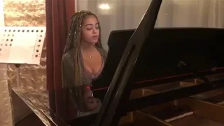 NEW! MALU TREVEJO SINGING LIVE