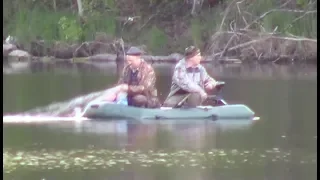 Урюпинские браконьеры с сетями попали на оперативную съемку полиции