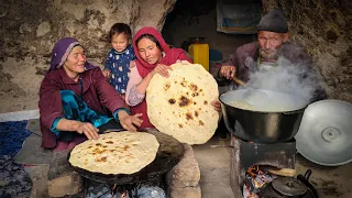 Old lovers Mash pulao and naan recipe with guests | Village life Afghanistan