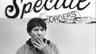 Elliott Smith Interview - How important is the internet to you?