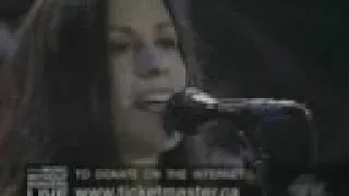 Alanis M. - Still @ Music Without Borders (2001)