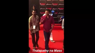 Thalapathy Vijay Mass Entry Vikatan Award 2017 for Mersal!