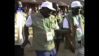 Obasanjo dances Gangnam Style in Ghana  (Extended Version)