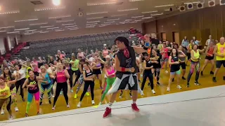 Enrique Iglesias, Maria Becerra - ASI ES LA VIDA Ivan Ligart ZUMBA IN KOSICE SLOVAKIA