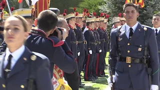 S.M. el Rey preside la jura de bandera de nuevos guardias reales