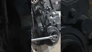 Belt Trick! Showing how to remove  Crankshaft Bolt Without Using  a Special Tools Holder