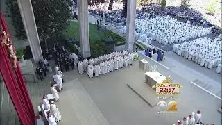 Pope Celebrates Mass In DC