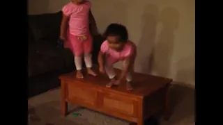 Funny Home Video, Twin Babies caught on Camera (No kid was harmed)