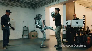If Humanoid Robots Fight Back Whatll Happen? Boston Dynamics: New Robots Now Fight Back