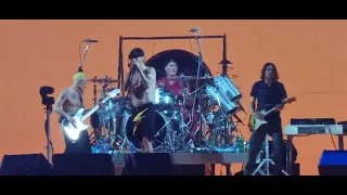 Red Hot Chili Peppers - The Heavy Wing (Live)