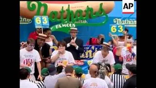 Joey Chestnut emerged Wednesday as the world's hot dog eating champion, knocking off six-time titlis