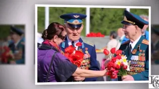 Латыши празднуют День победы 9 Мая в Риге