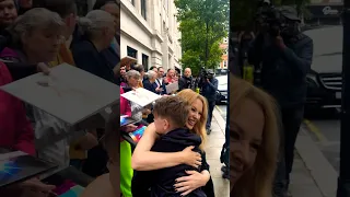 Kylie Minogue Arriving to BBC Radio 2 in London 🇬🇧 01.09.2023 #kylieminogue #tension #bbcradio2