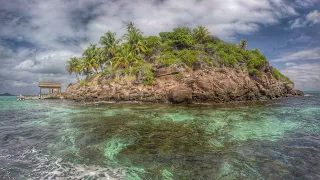 Seasons in the Bahamas: Temperature and Climate by Month