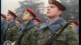 Военный парад 7 ноября 1989 г  в г Степанакерт в Нагорном Карабахе