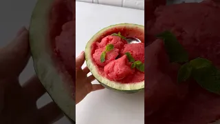 Освіжаюче морозиво з кавуна 🍉