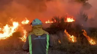 Las autoridades tratan de identificar al pirómano que provocó el incendio en Verín