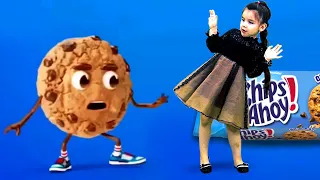 Chips Ahoy Ads but It's Dominika In Real Life