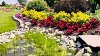 Garden Crossings in Zeeland Michigan: Walk through tour in June of a new greenhouse I found!