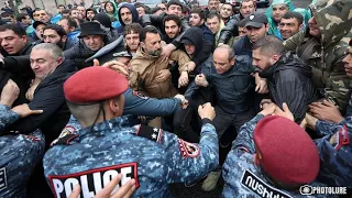 "Карабах не будет в составе Азербайджана!" - в Ереване требуют отставки премьера Пашиняна