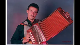 Amor desesperado  Edwin Martínez y los alegres de la cumbia  Música  EN VIVO