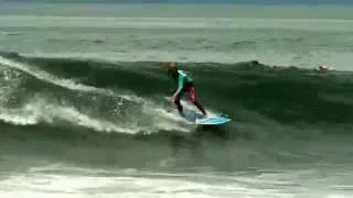 9 Year Old Triplet Sisters Surfing.